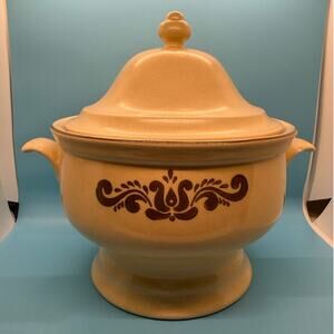 VTG Pfaltzgraff Village Brown Cream USA 6-160 Pedestal Soup Tureen Lid Colonial